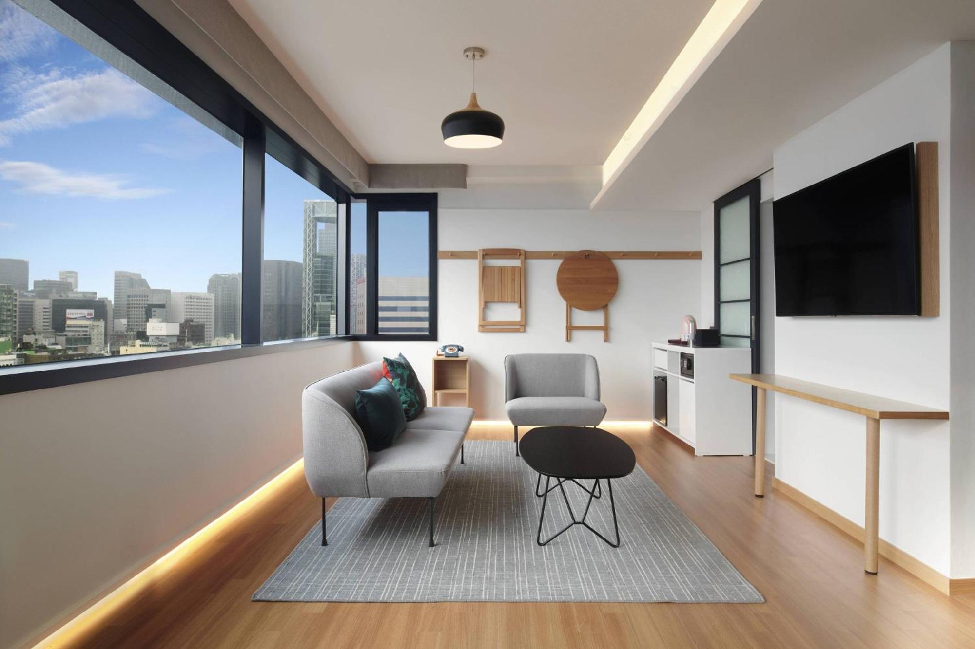 Hotel Moxy Insadong By Marriott Seoul